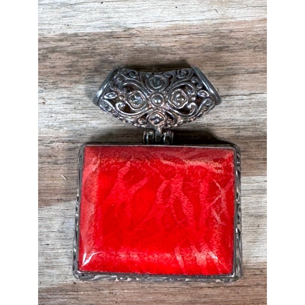 Silver Pendant With Engraved Filigree & Red Enamel Square Design 22.24g